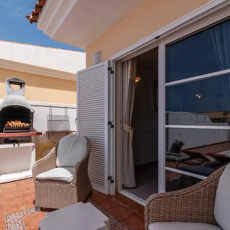 Villa Tiffany 16 *